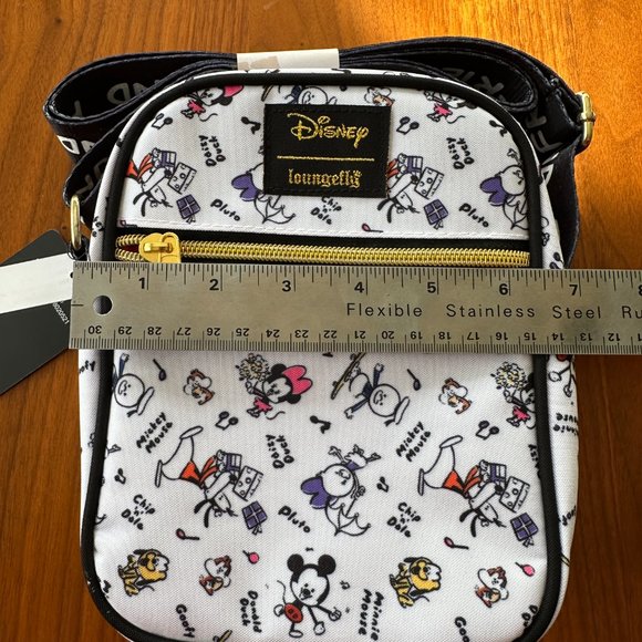 Disney Mickey Minnie Donald Daisy Goofy Loungefly Crossbody (NWT) - Picture 2 of 7
